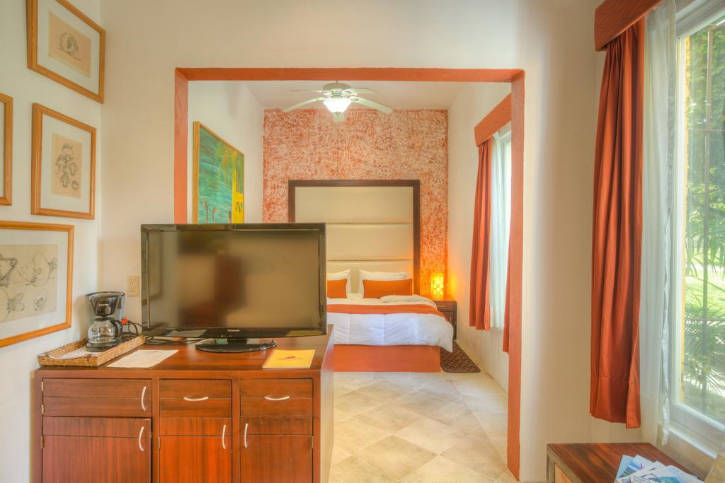 Villa Azalea Inn & Organic Farm JALISCO Rum bild