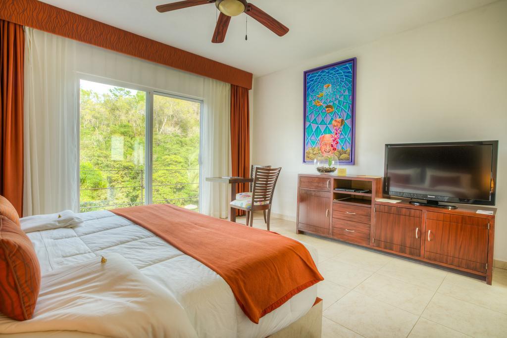 Villa Azalea Inn & Organic Farm JALISCO Rum bild